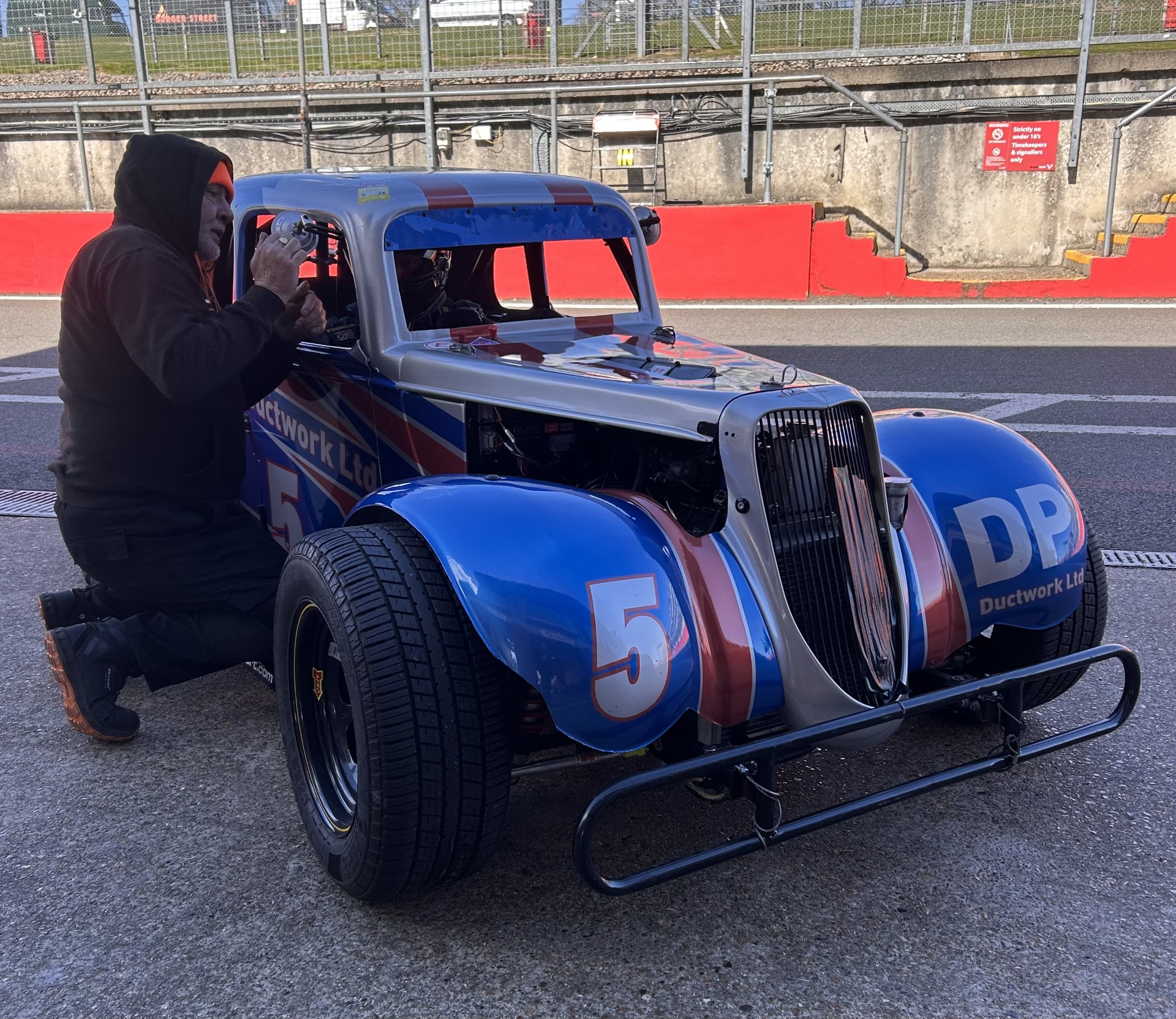 Mark Reid Gallery Image 2